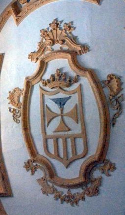 Escudo de los Mercedarios (Convento de la Merced de Huete, Cuenca): Foto de José Manuel Cañas Reíllo (2008)